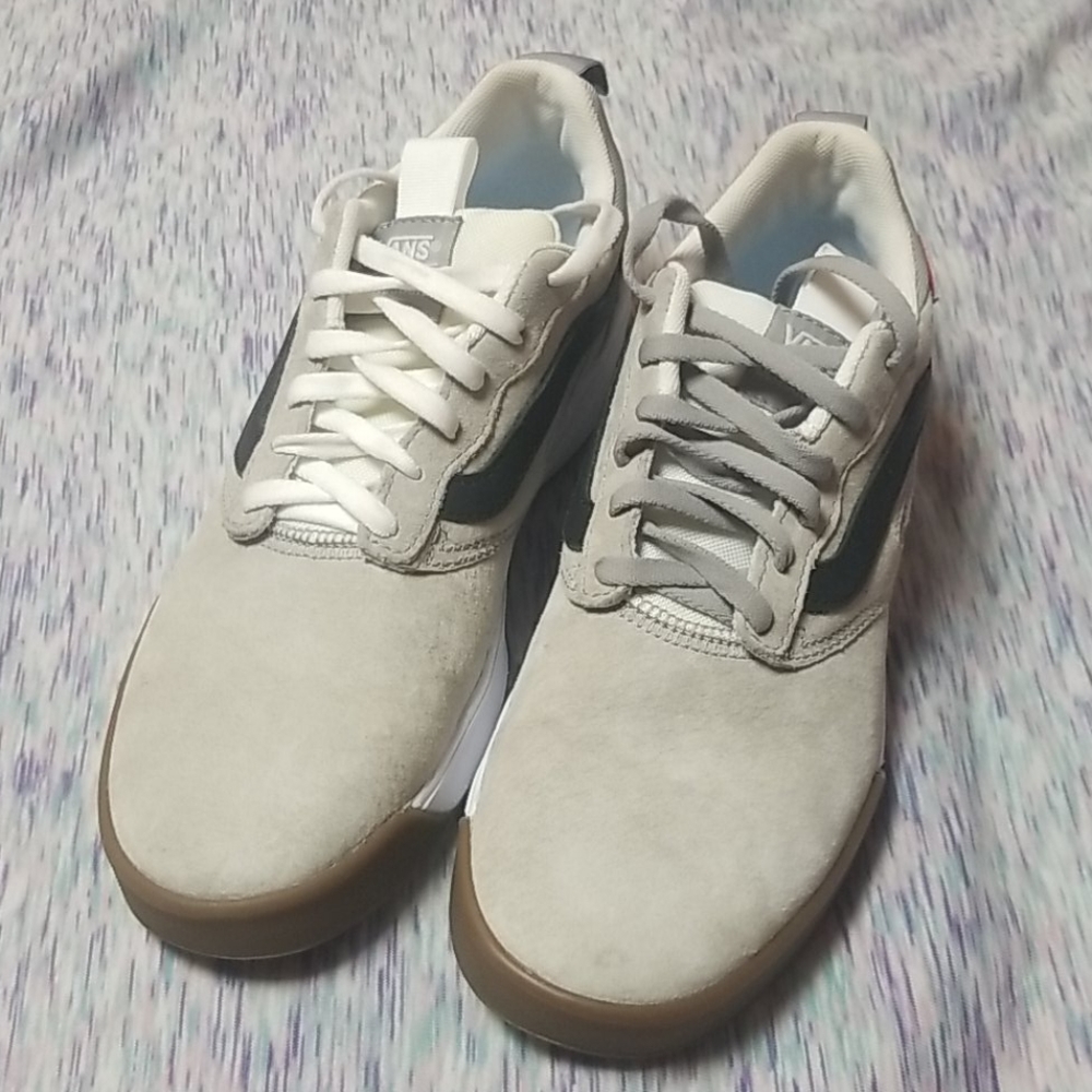Vans suede Ultrarange skate shoe